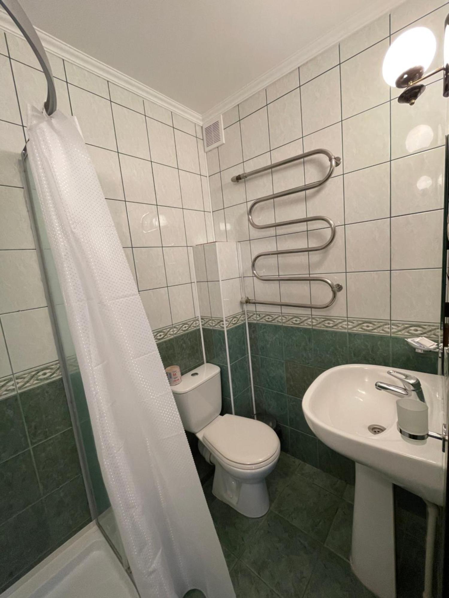 Готель "Дубно" Quarto foto